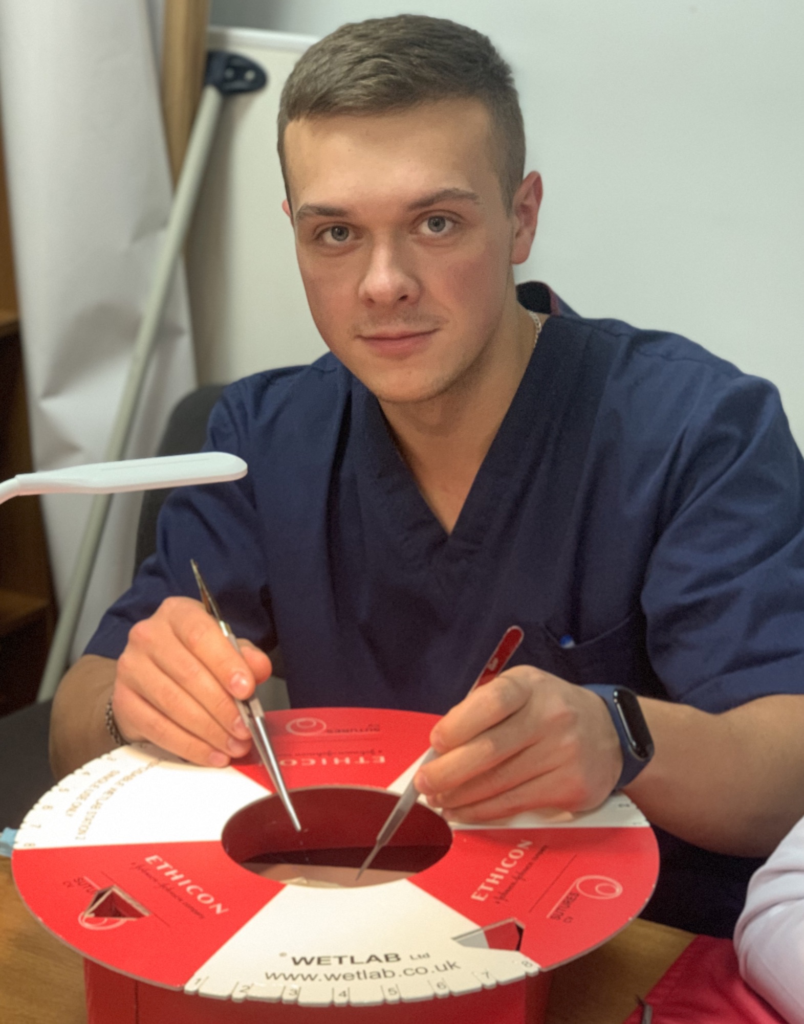 Root-commando operation with a modified self-assembled aortic root ...